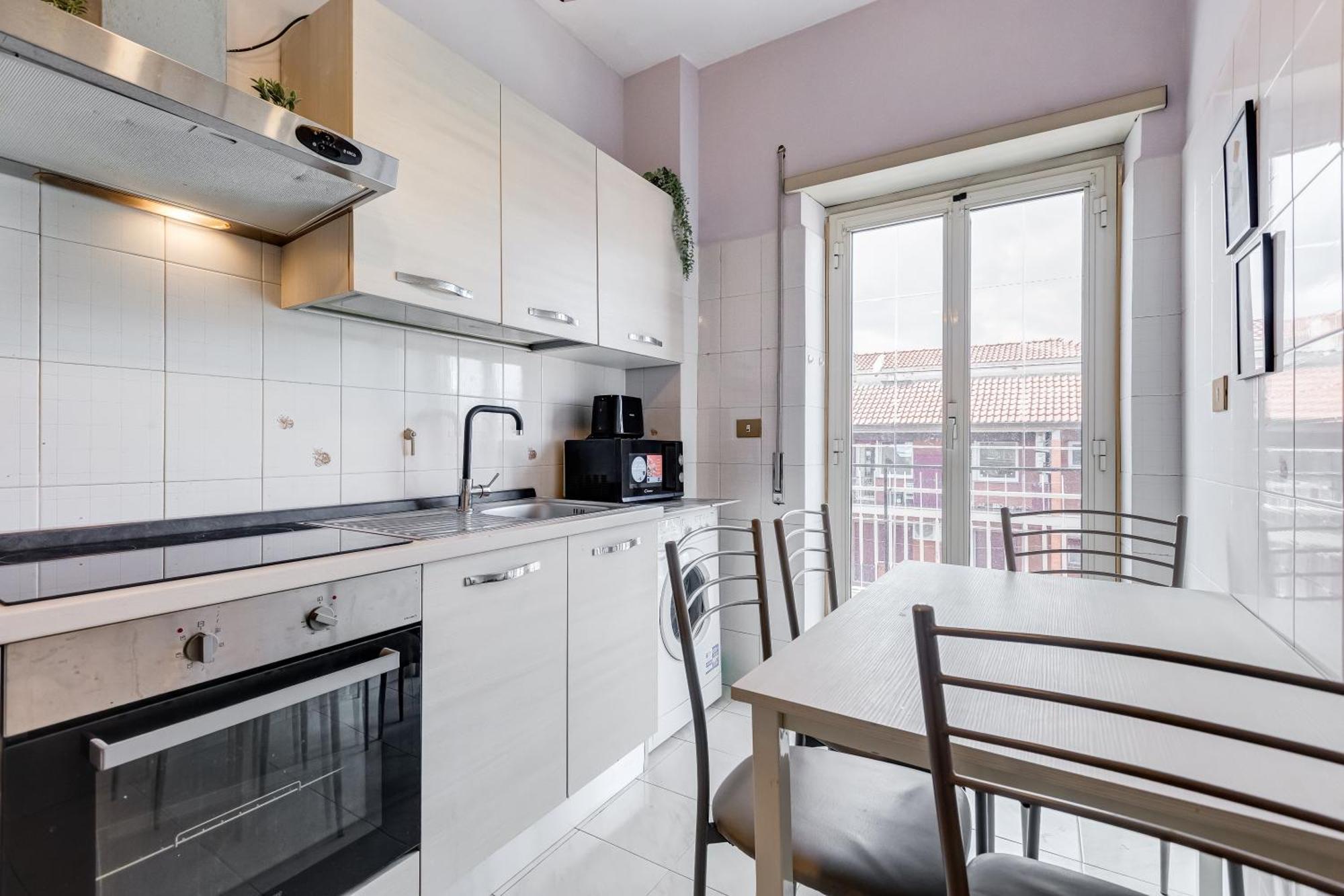 Apartment Cozy Boho-style Near Metro A *