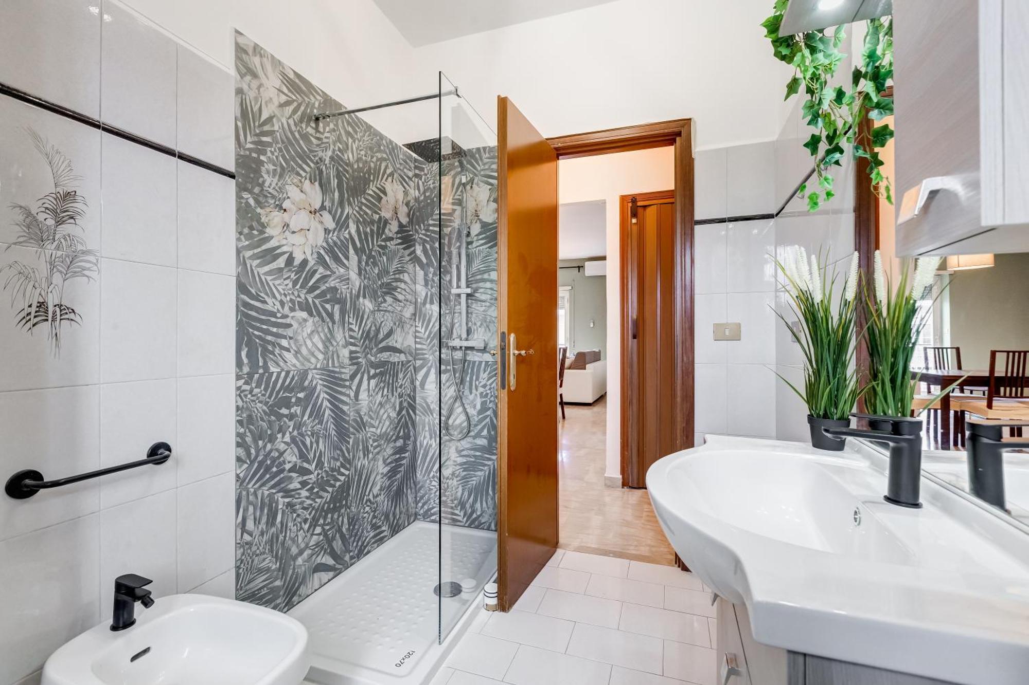 Cozy Boho-style Near Metro A * Rom